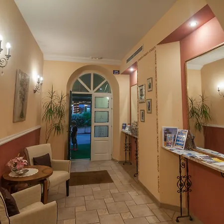 Boutique Pattiera 4*