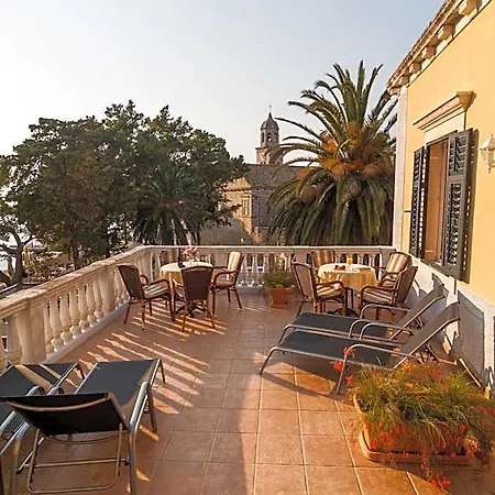 Boutique Pattiera 4*