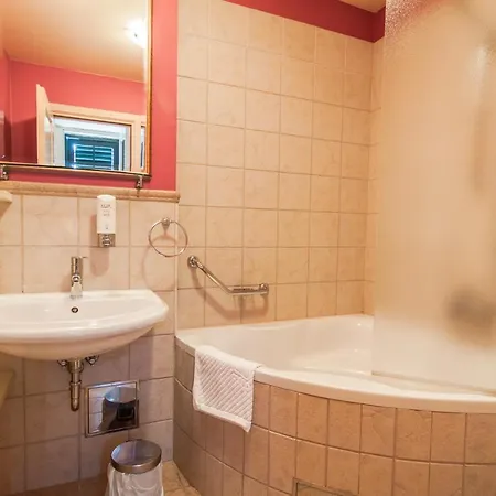 Boutique Pattiera 4* Cavtat